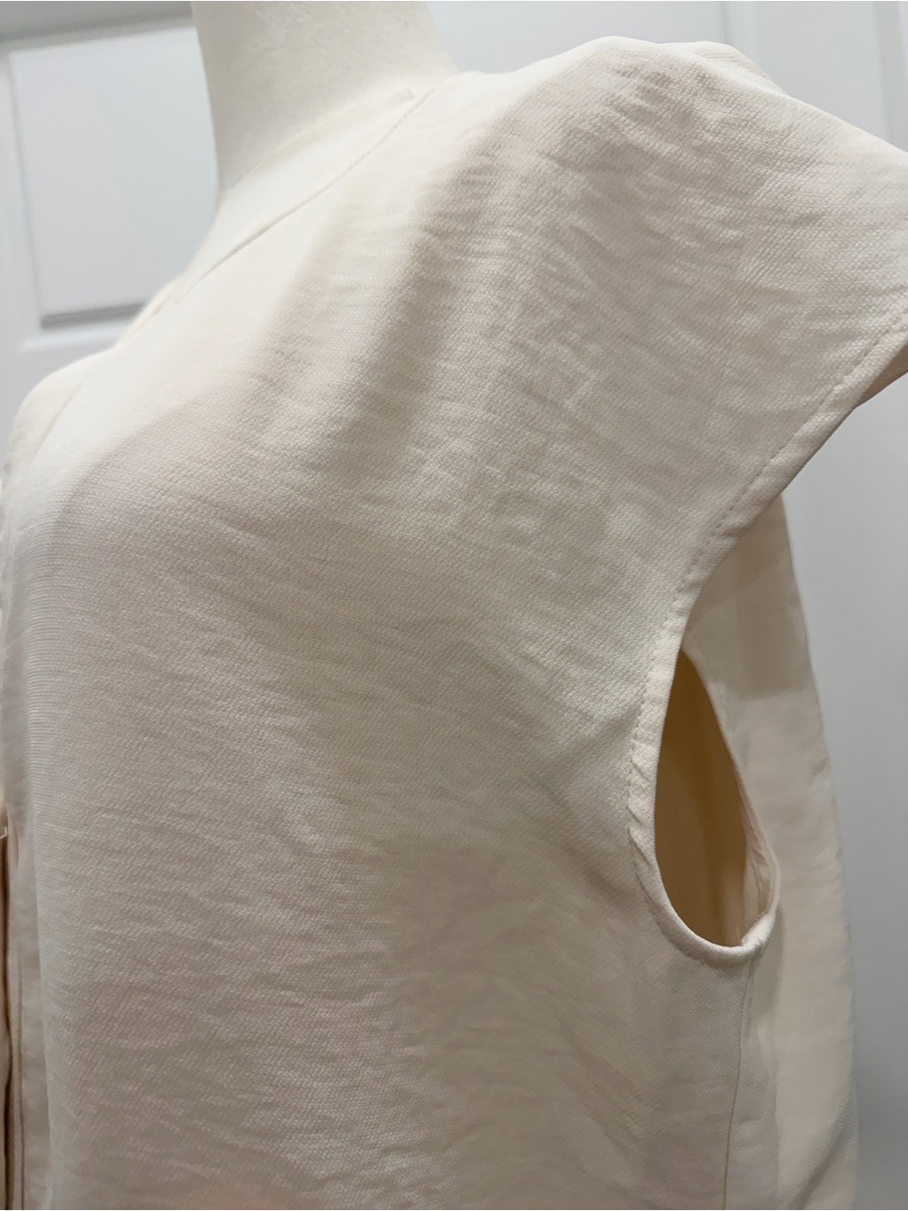 Zara Ivory Cap-Sleeve Wide-Leg Jumpsuit with Statement Belt - Picture 8 of 9